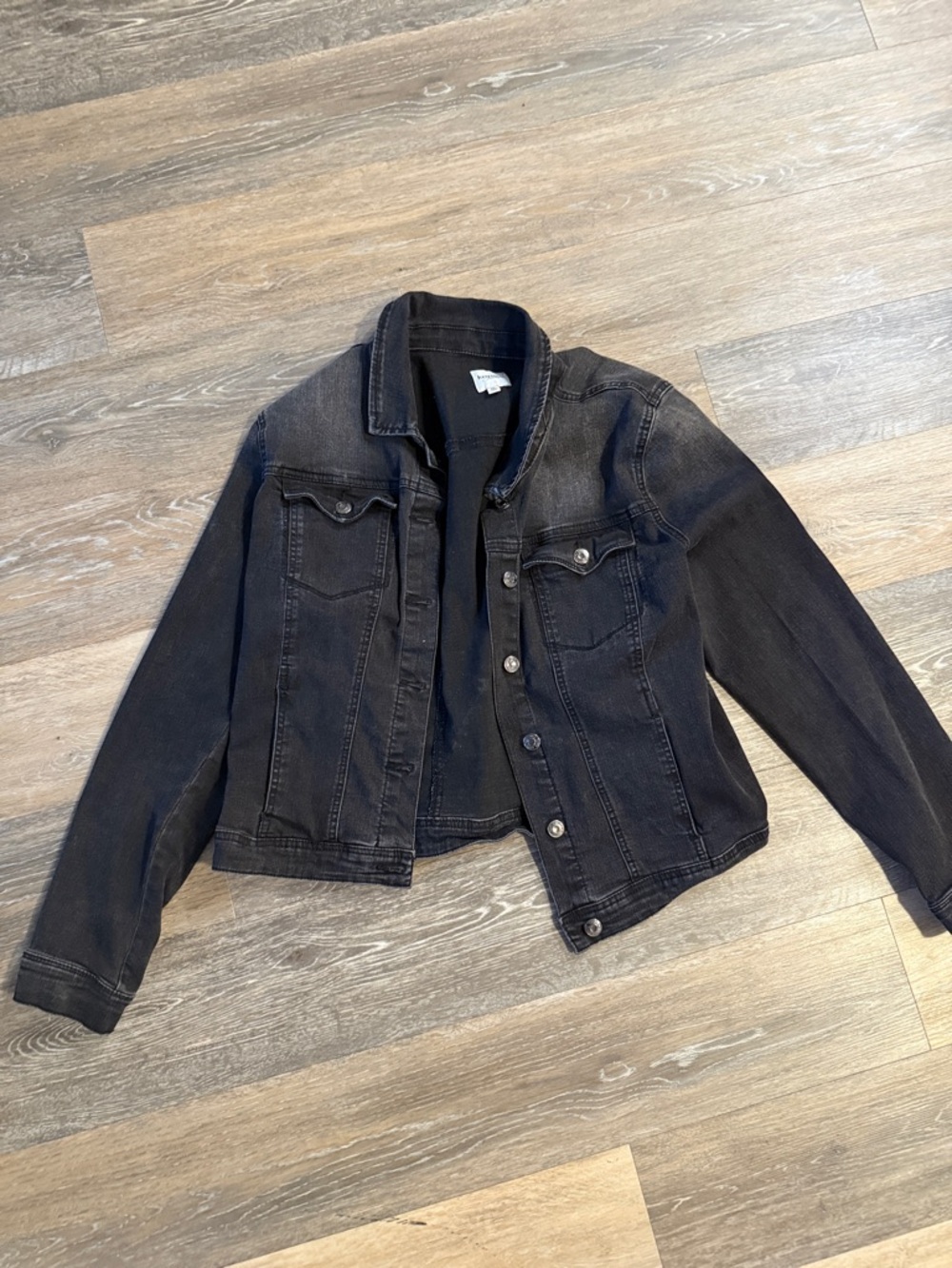 Kensie Black Jacket with White Label